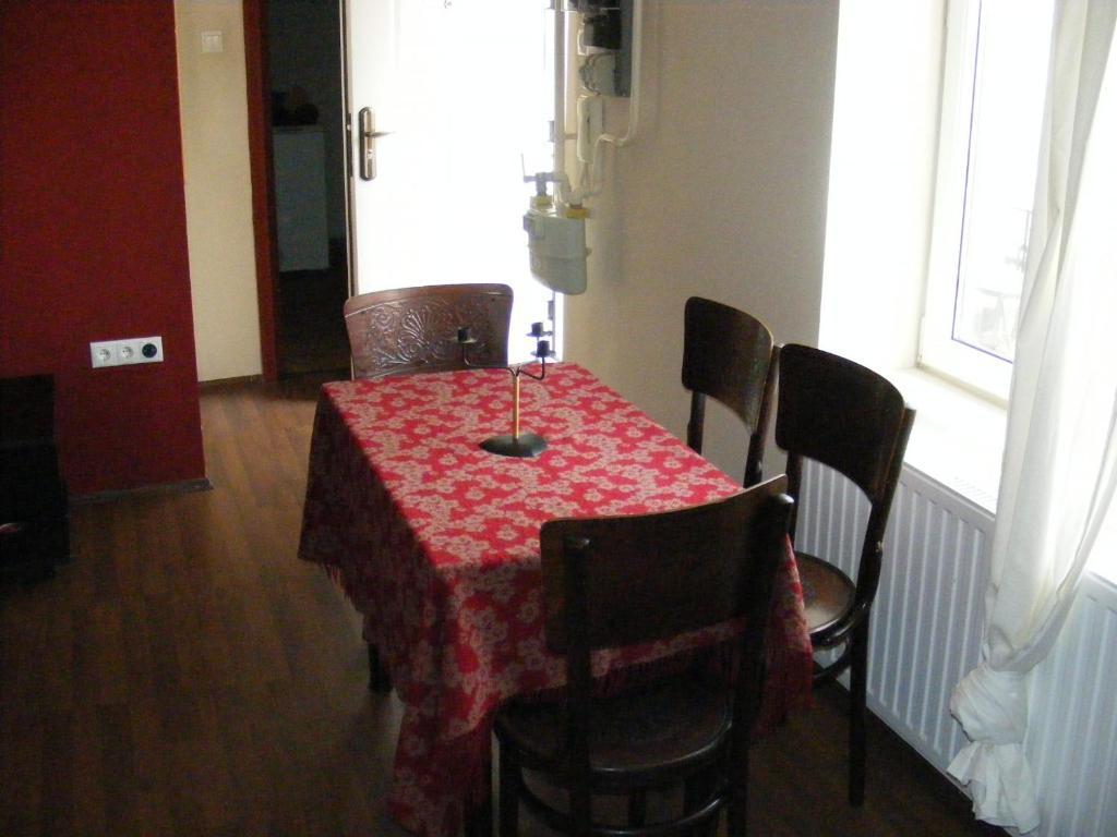 Palatinus Apartment بودابست الغرفة الصورة